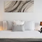 Apartment Design Gardens, A In Madeira *